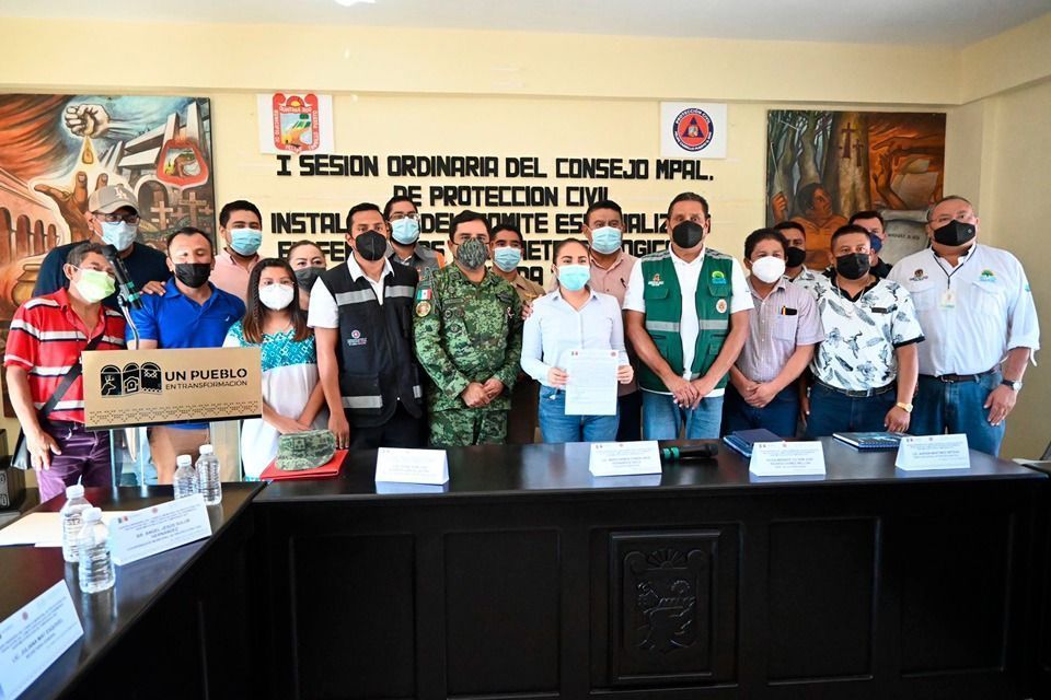 Rinden protesta miembros del Comité Especializado en Fenómenos Hidrometeorológicos de Felipe Carrillo Puerto