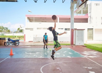 Ayuntamiento de Othón P. Blanco gestiona adquisición de Unidad Deportiva «Romero Molina» en Chetumal