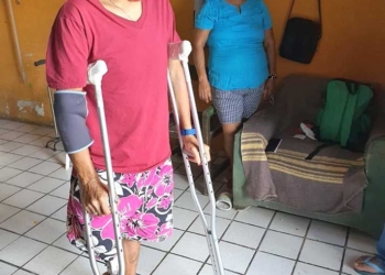 Suma de voluntades permite a cancunense conseguir una prótesis y volver a caminar