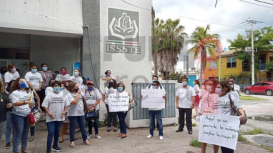 Trabajadores del ISSSTE en Chetumal denuncian maltrato laboral, piden destitución de jefes de área