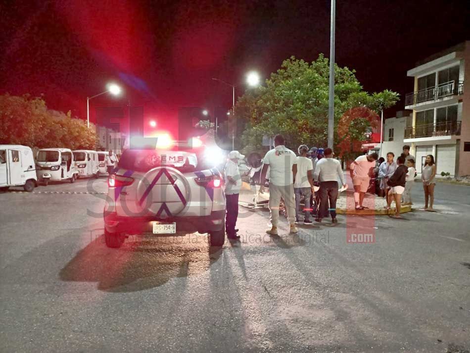 Accidente «con suerte» en Playa del Carmen deja a moto taxista con lesiones menores