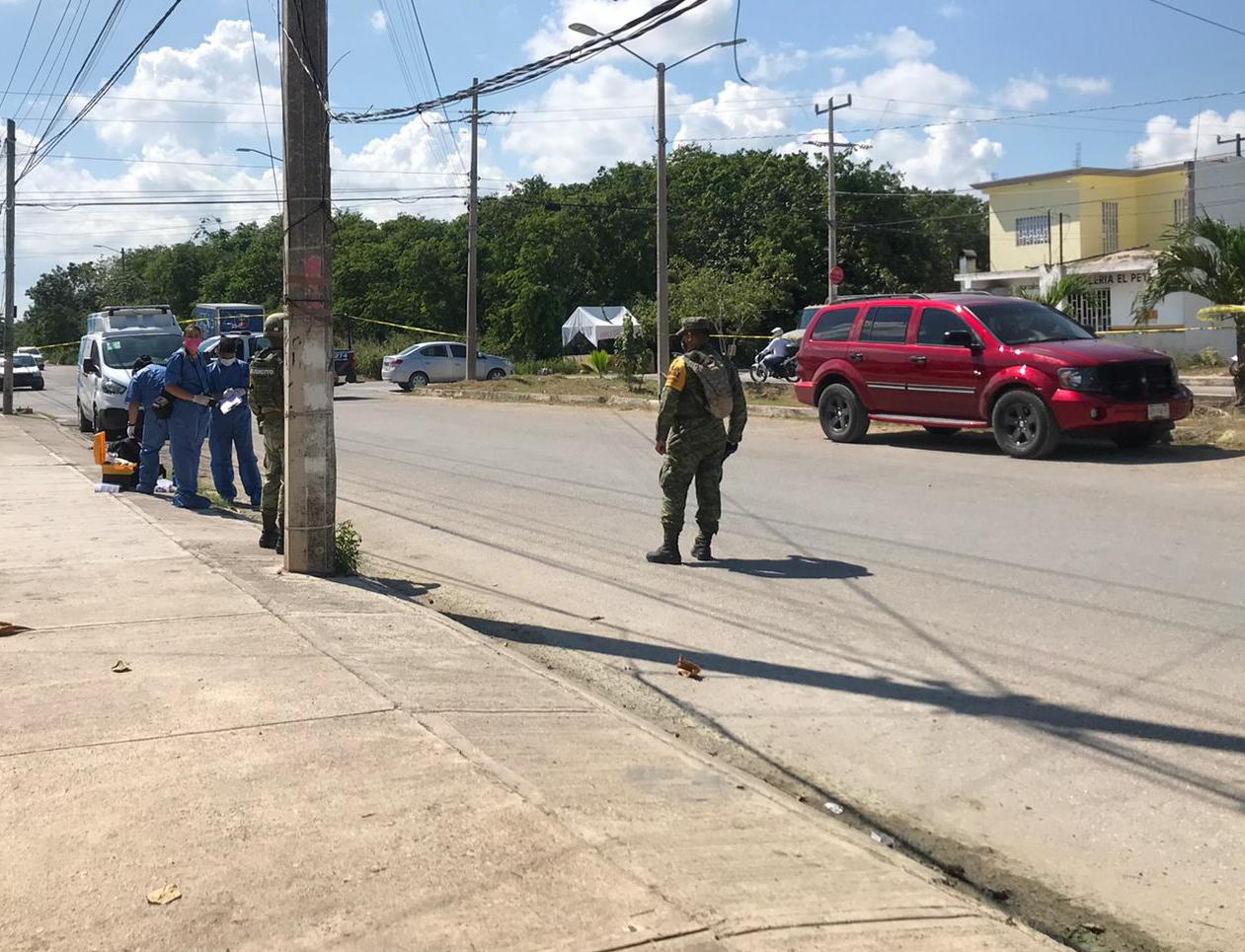 Encuentran camioneta abandonada en Cancún,  al parecer se uso para un secuestro 