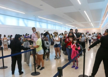 El aeropuerto de Cancún con más de 400 operaciones y 200 llegadas para esta jornada