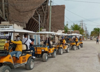 Edil de Lázaro Cárdenas presenta plan de rescate de Holbox; incluye cuatro ejes fundamentales