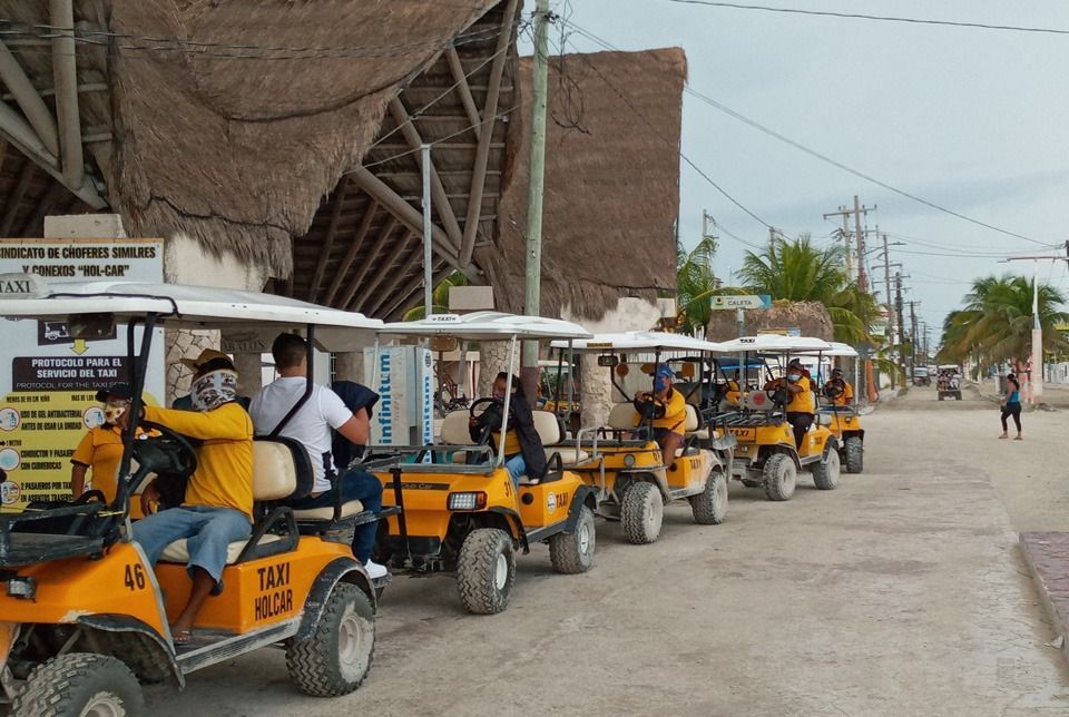 Edil de Lázaro Cárdenas presenta plan de rescate de Holbox; incluye cuatro ejes fundamentales