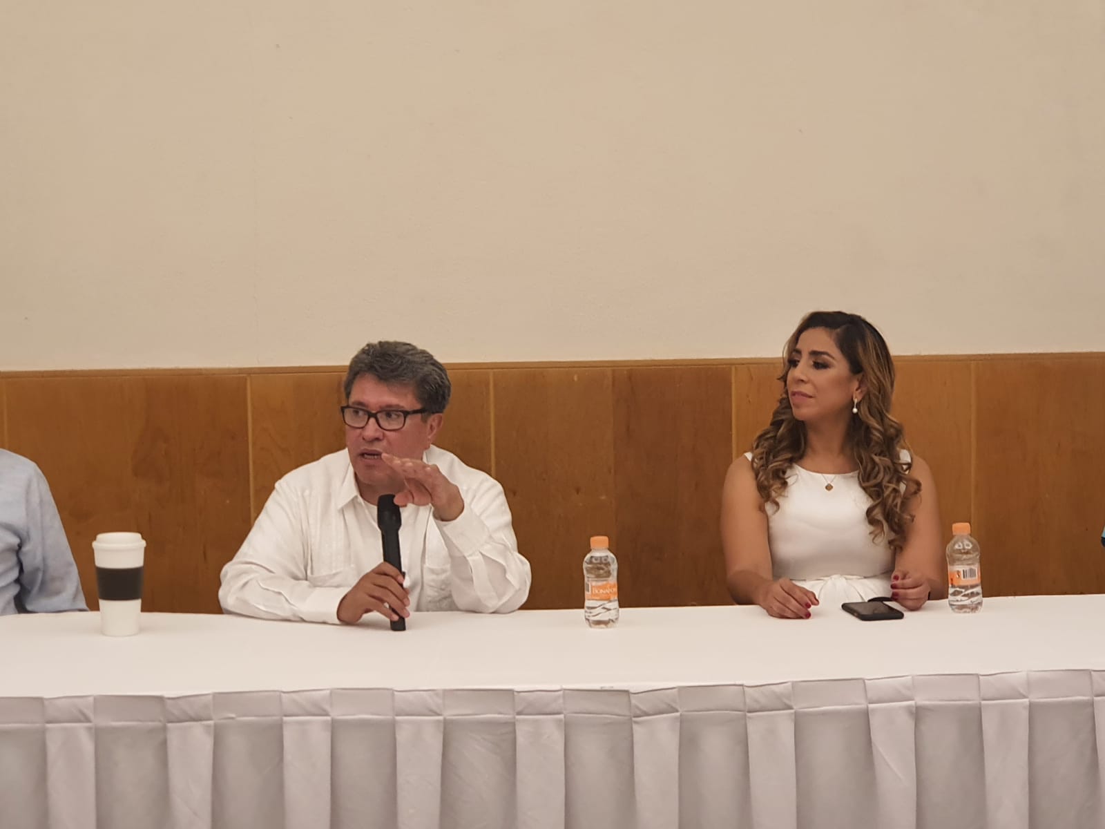 Morena, sin vida orgánica: Monreal