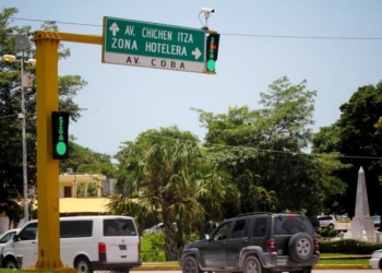 Falta de presupuesto impide certeza para contar con nuevos semáforos en Cancún