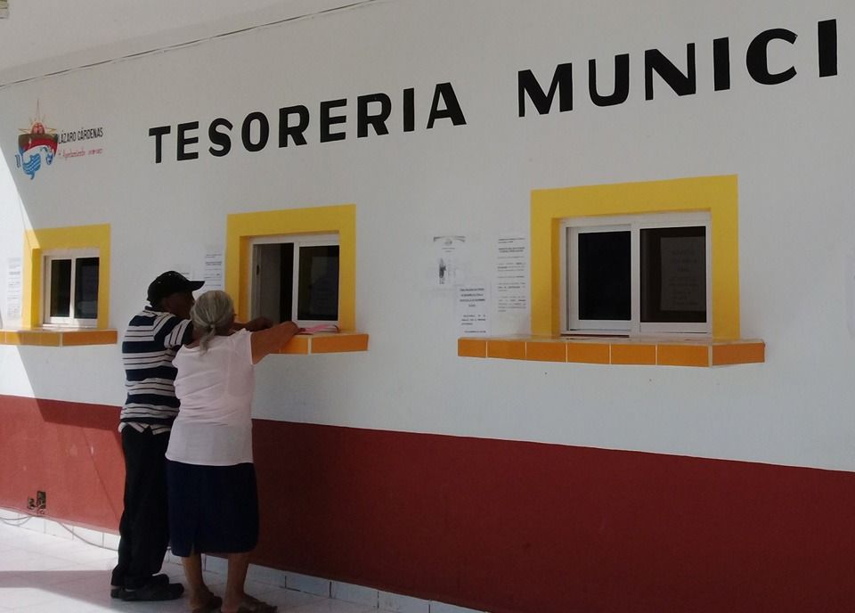 Lento inicio de gobierno en Lázaro Cárdenas por bloqueo de cuentas; habrá despidos: alcalde