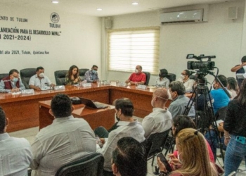 Instruye Marciano Dzul a la transformación de Tulum