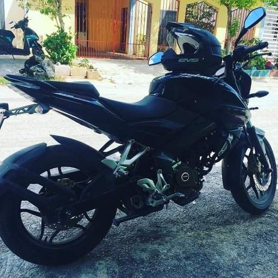 En la Fernando Novelo, amantes de lo ajeno se llevan moto con todo y seguro puesto