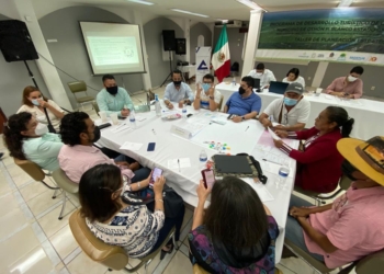 Representantes de 19 comunidades del Río Hondo, en un taller para promover actividades de turismo sustentable