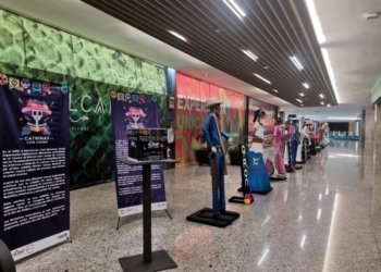 Llevan a la zona hotelera de Cancún exhibición “Catrinas con causa” a beneficio del DIF Benito Juárez