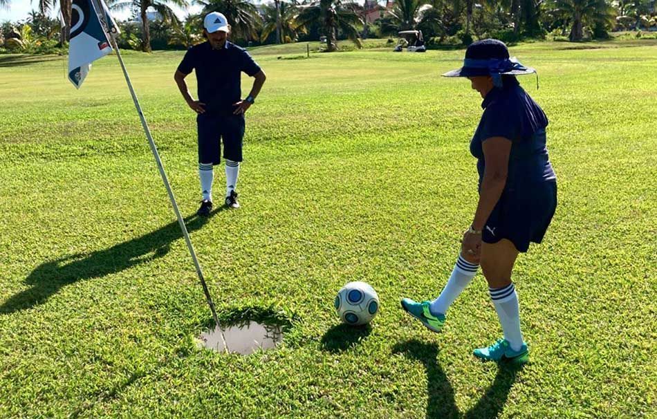 Debuta en footgolf jugadora cancunense de 76 años de edad