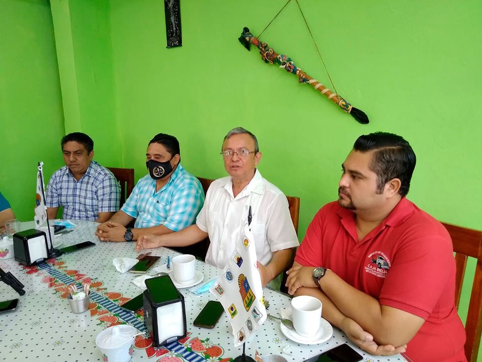 Manuel Aguilar se pronuncia a favor de apoyar a Rafa Marín y aclara que no se trata de “todos contra Mara”