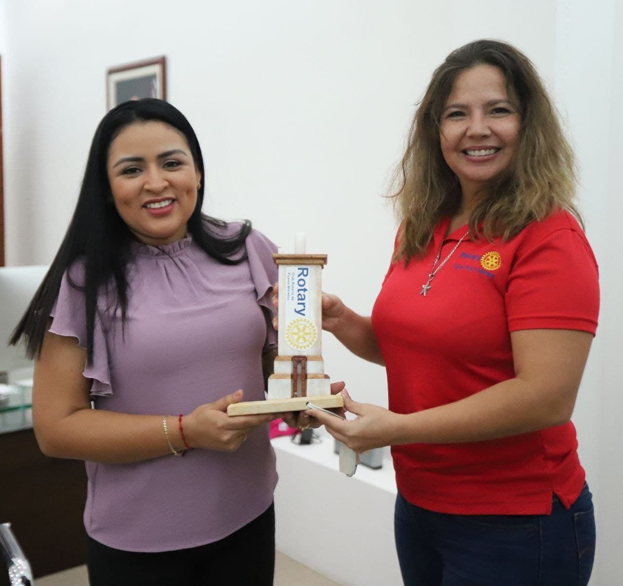 Autoridades de Puerto Morelos fortalecen lazos de amistad con Club Rotario