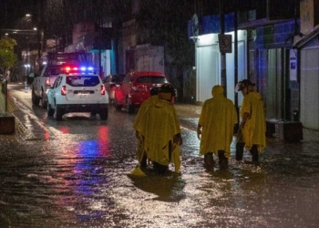 Protección Civil realiza operativo tormenta por lluvias en Cozumel