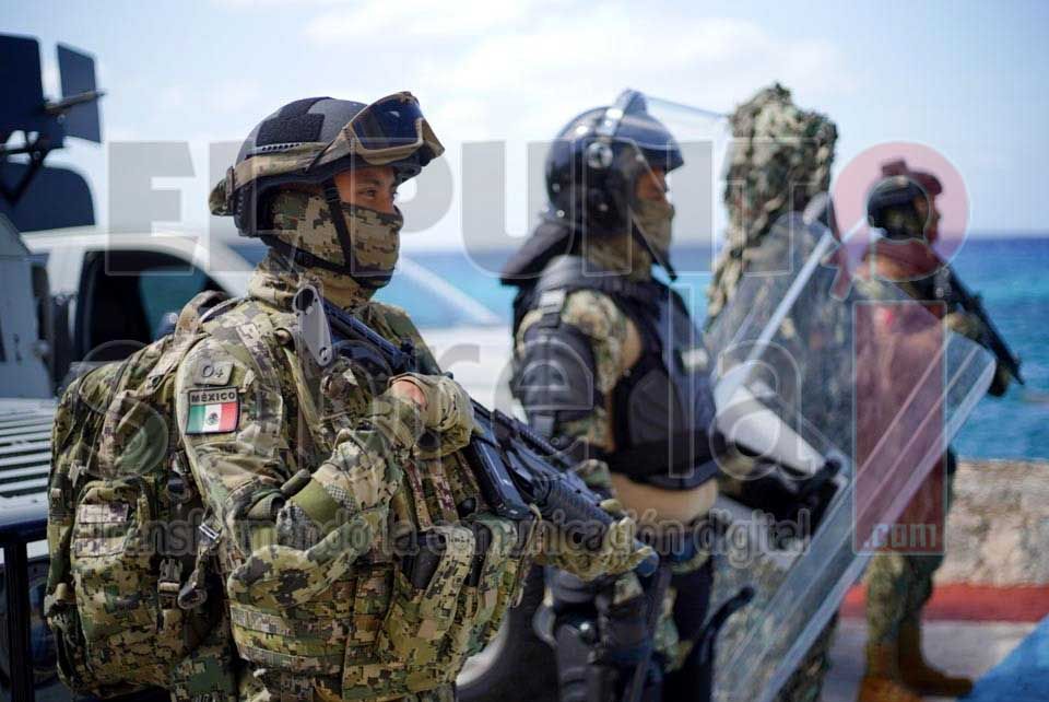 SEMAR capacita constantemente en Cozumel a su equipo de búsqueda y rescate