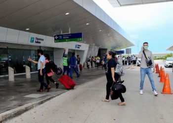 El aeropuerto de Cancún, con 410 operaciones este día, incluidas el nuevo vuelo desde Ámsterdam
