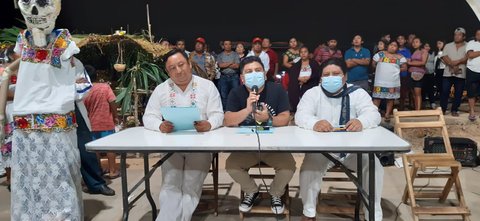 Exitoso festival de las ánimas en la zona maya