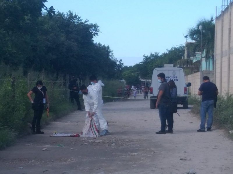 Encuentran cuerpo en colonia de la periferia de Cancún, estaba cerca de taxi de Isla Mujeres