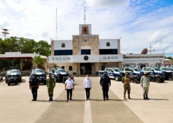 Cumple Marciano Dzul: entrega nuevas patrullas para recuperar la paz en Tulum