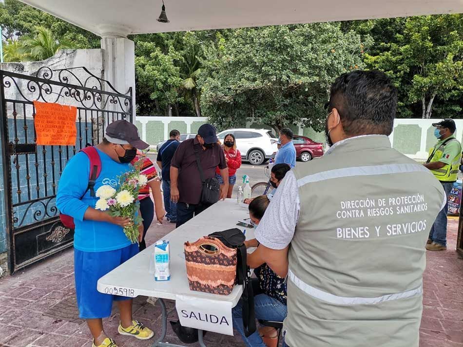 Supervisión sanitaria en panteones de Chetumal no detecta caso alguno de COVID-19 en Día de Muertos