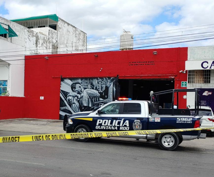 Ejecutan a un individuo en el interior de un gimnasio en Cancún