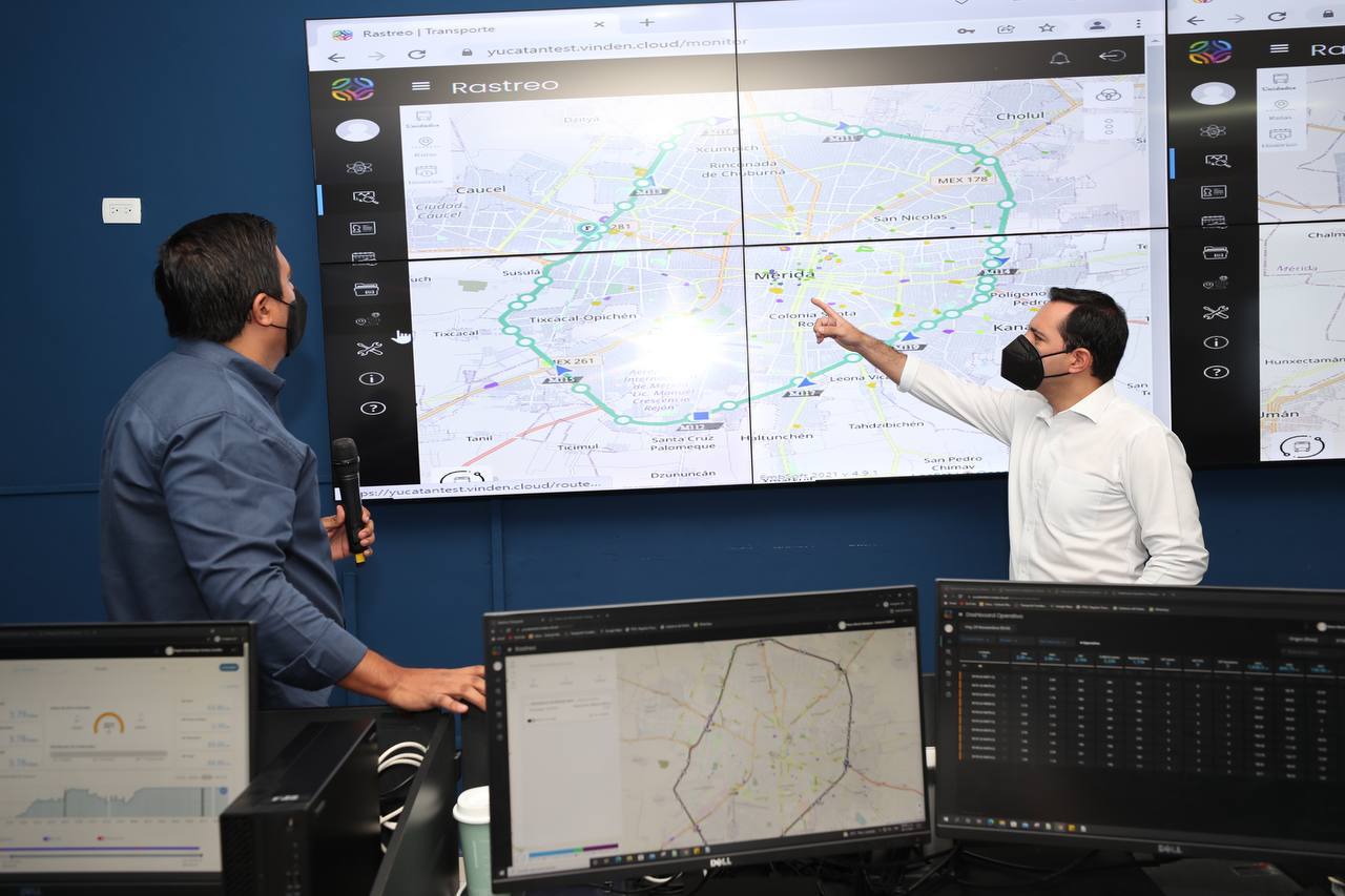 Gobernador de Yucatán supervisa Centro de Control y Monitoreo del sistema de transporte público «Va y ven»