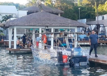 Náuticos de Bacalar intentan hundir embarcación cozumeleña por «invadir» lo que consideran su territorio