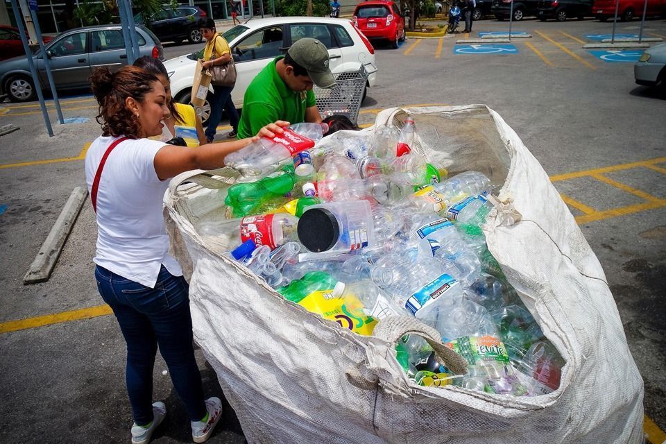 Advierten importante reducción del uso de plásticos vírgenes en el mundo para 2025