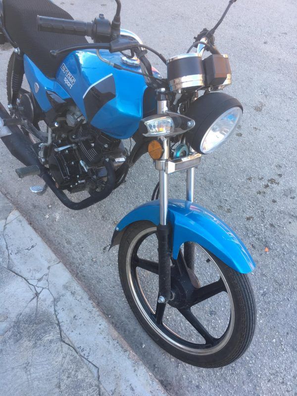 Roban una moto en San Juan