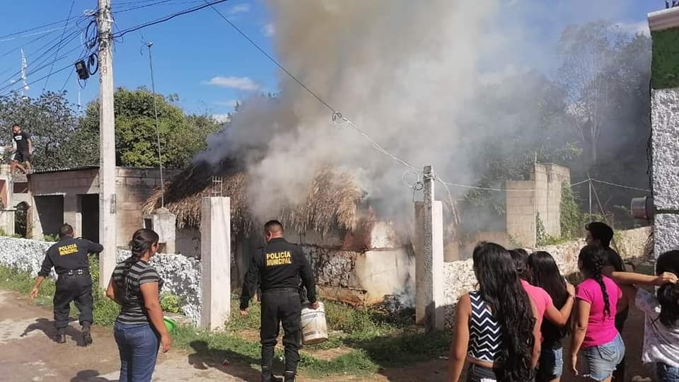 Responsabilizan a menores por incendio de una humilde vivienda en Calkiní
