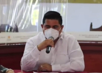 CAPA desacata reglamentos municipales para seguir introduciendo su red en Chetumal: advierte regidor
