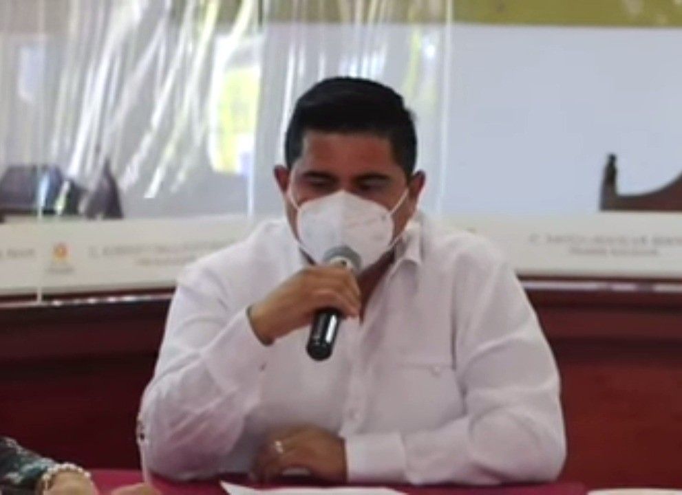CAPA desacata reglamentos municipales para seguir introduciendo su red en Chetumal: advierte regidor