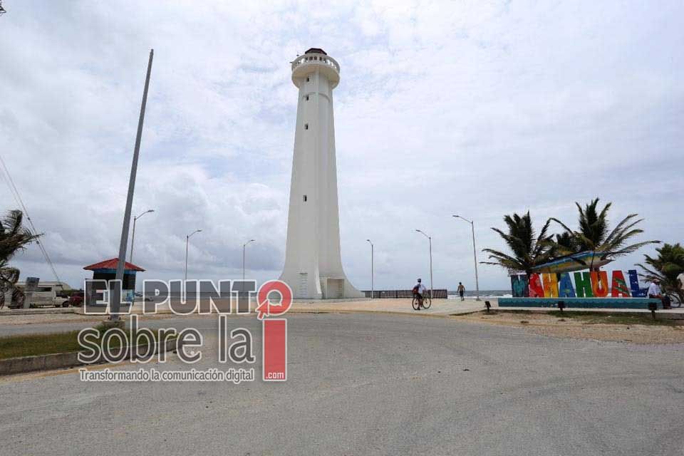 Arribo de cruceros detona actividad turística en Mahahual con expectativa de 80 por ciento en el final de 2021