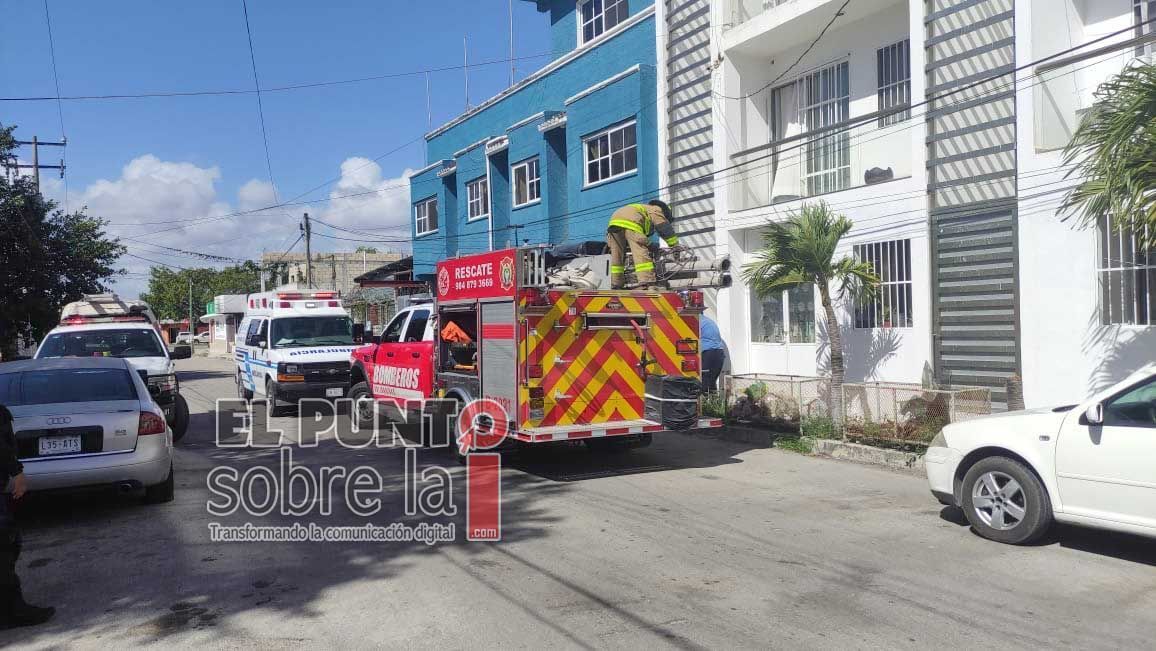 Pintor sufre una descarga eléctrica al tocar una línea de media tensión en Playa del Carmen