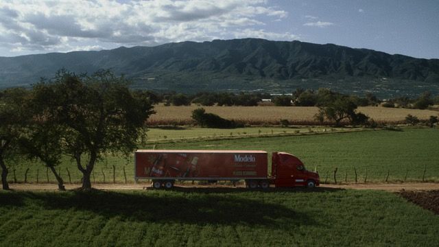 ‘Placer Volver’, la propuesta de cerveza modelo que te llevará a reencontrarte con los tuyos esta navidad