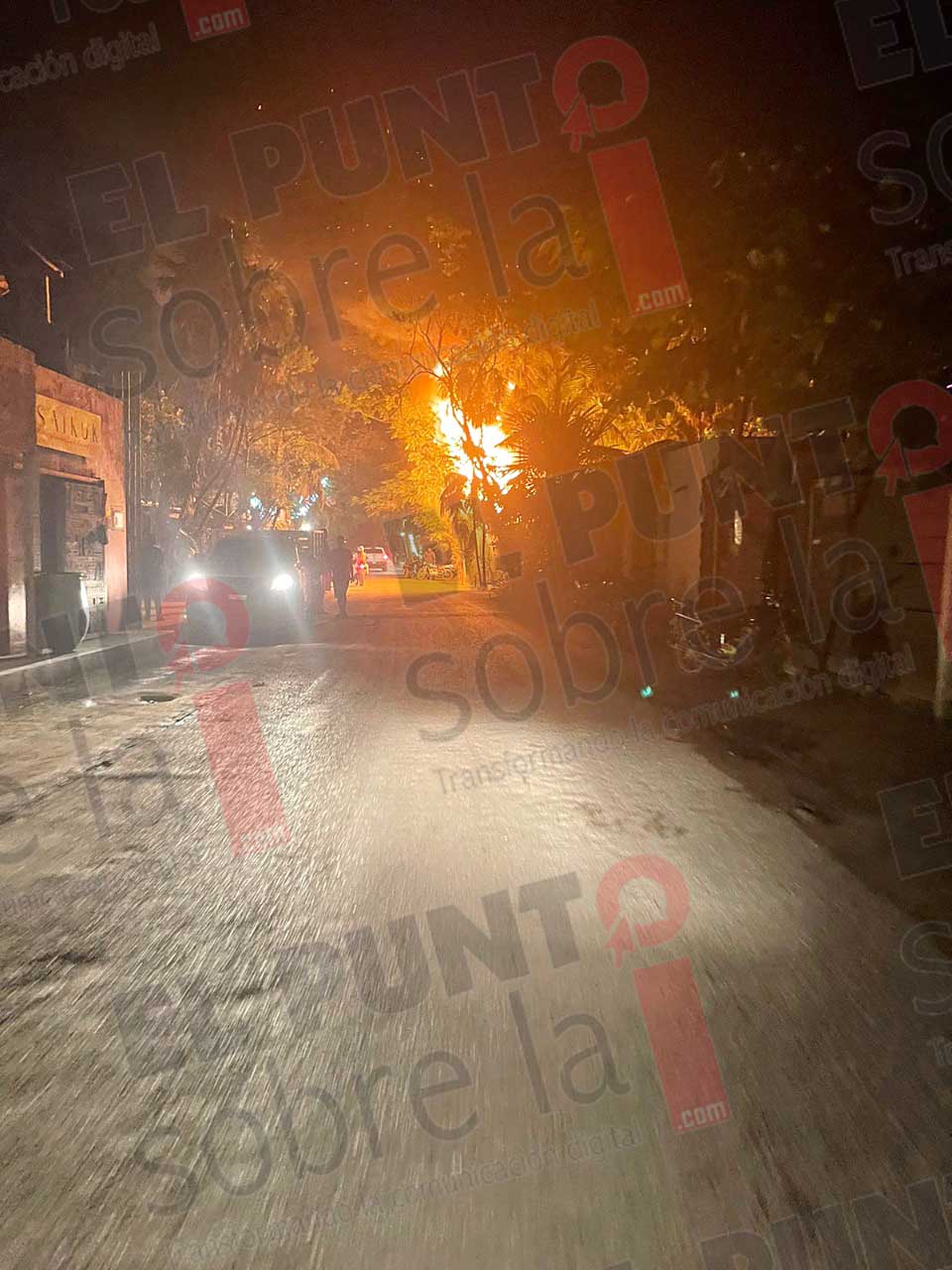 Se incendia palapa en zona costera de Tulum
