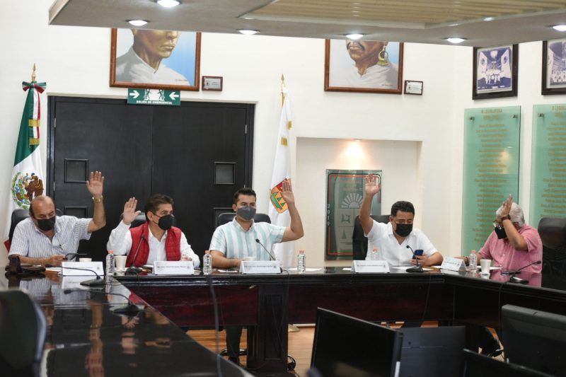 Turnan a comisiones iniciativa para proteger a personas adultas mayores