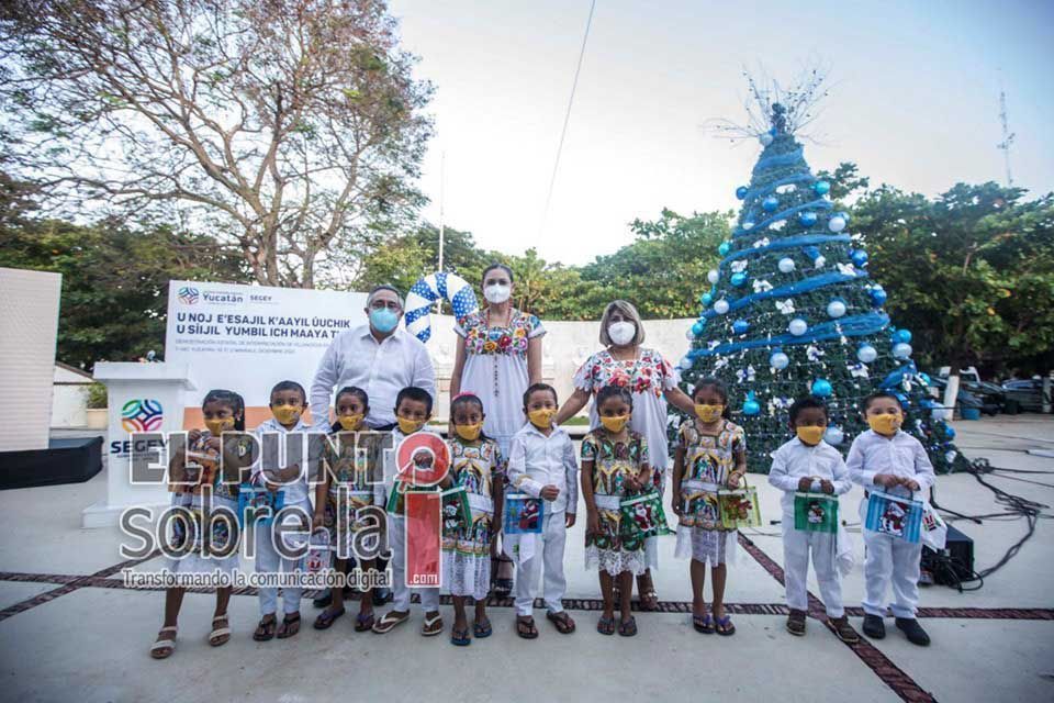 Docentes y estudiantes de Educación Indígena Básica de Yucatán demuestran su talento e inspiración navideña en Mérida