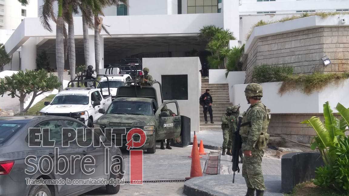 Aseguradas armas, droga y 16 detenidos en un operativo en una obra en construcción en la Zona Hotelera de Cancún