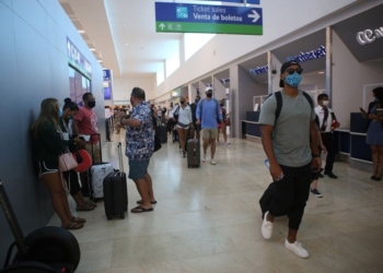 El aeropuerto de Cancún, con 471 operaciones este día y una conexión con 17 países