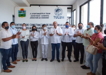 Entrega Comité de Elección de #Tulum constancias a candidatos a delegados y subdelegados