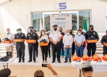 Policía de #Tulum recibe equipamiento en el marco de la Coordinación de Acciones Policiales con la SSP