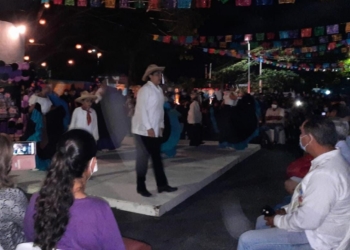 La dirección de cultura y artes realiza festivales y presentaciones artísticas