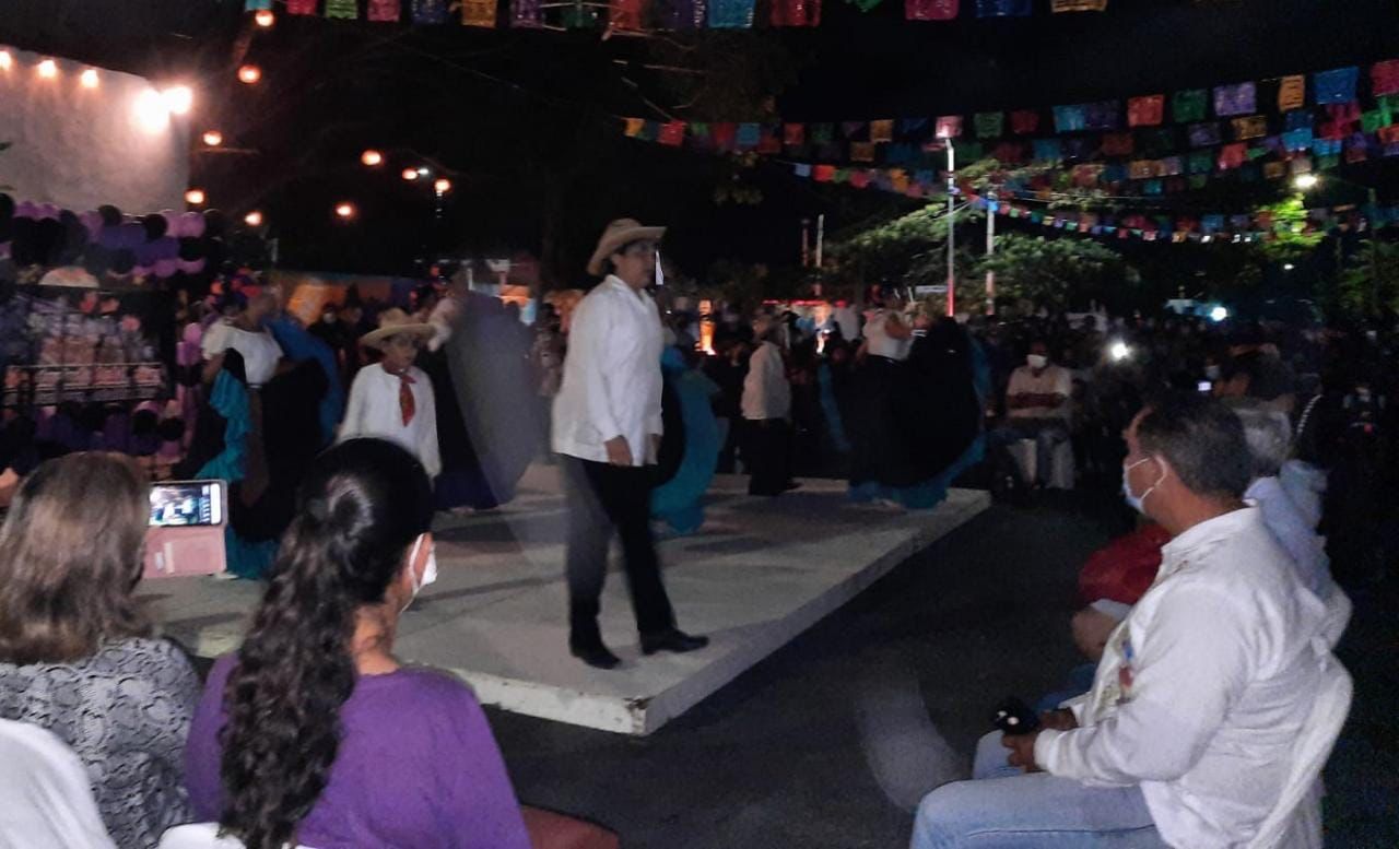 La dirección de cultura y artes realiza festivales y presentaciones artísticas