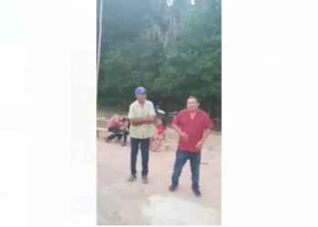 Corren a Erik Borges de la comunidad de Bulukax