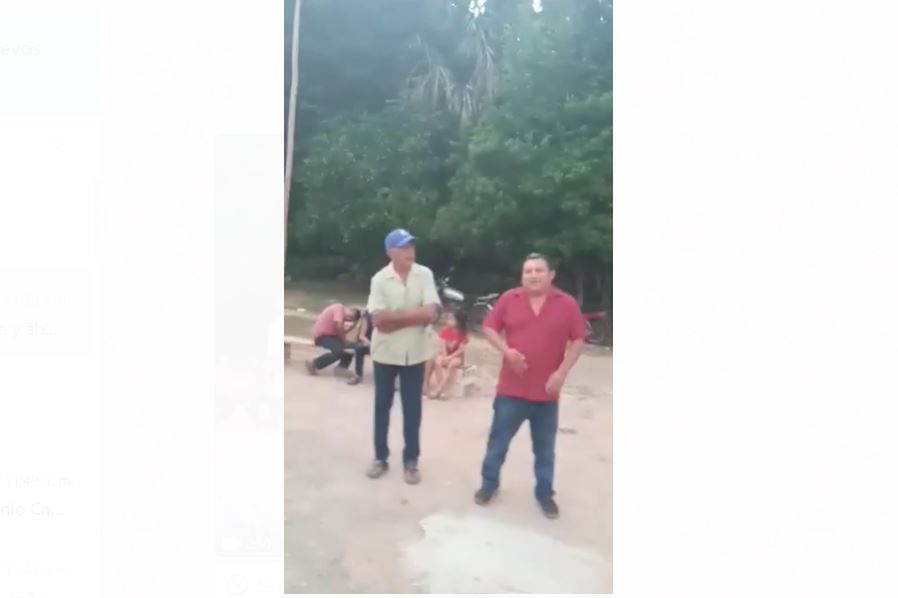 Corren a Erik Borges de la comunidad de Bulukax