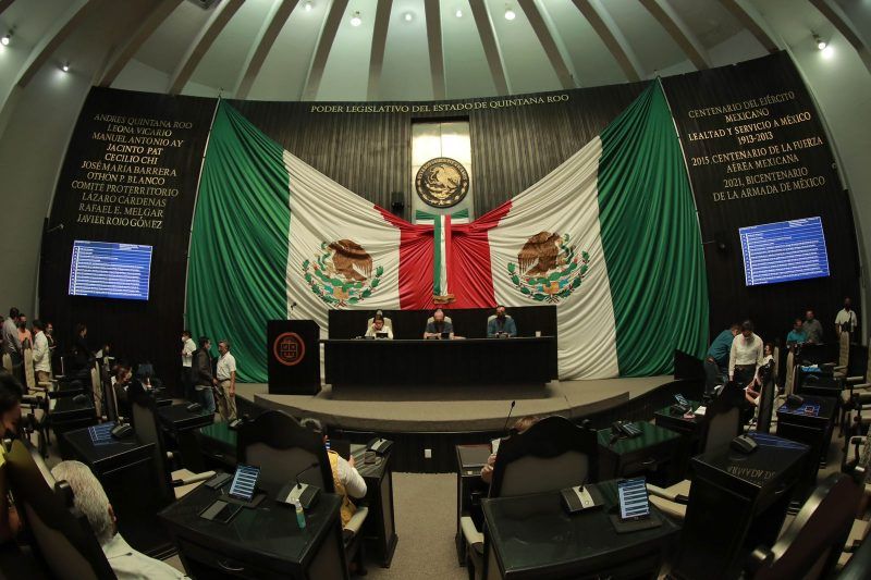 Toma XVI Legislatura protesta a titulares de órganos internos de control