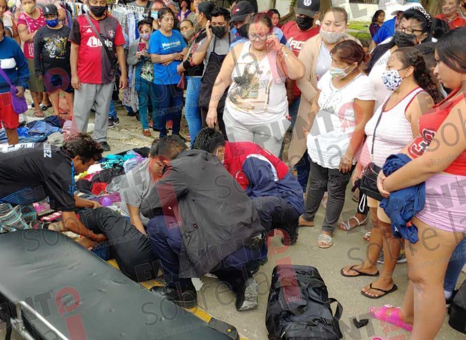 Apuñalan a mujer en un tianguis de Cancún